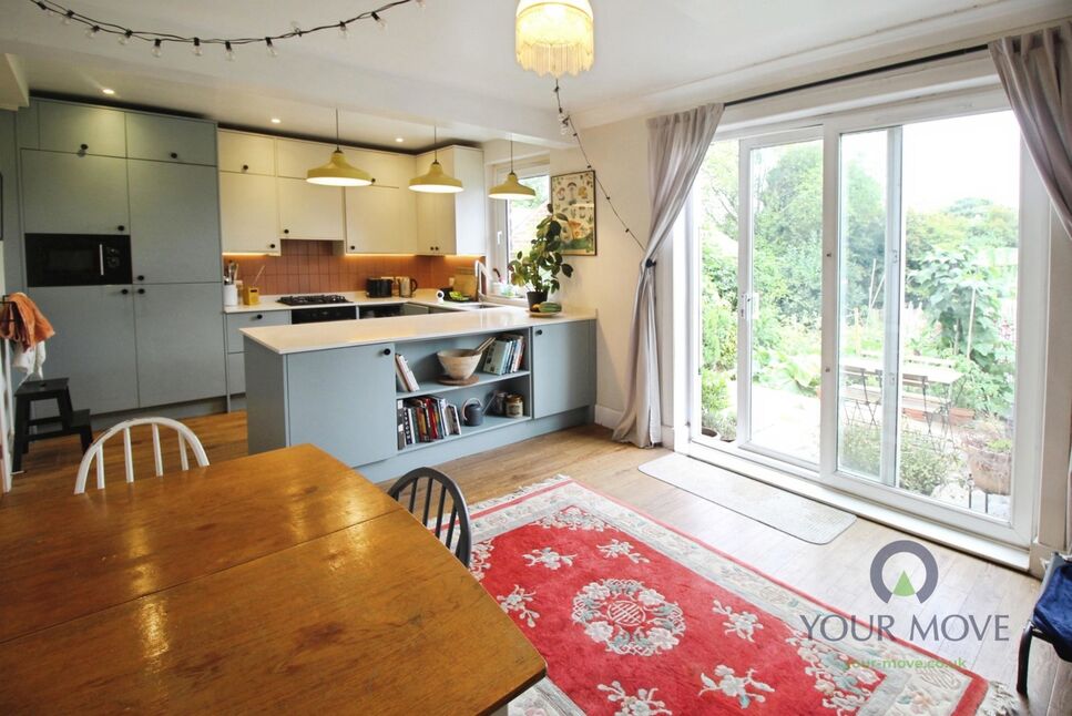 Kitchen / Diner