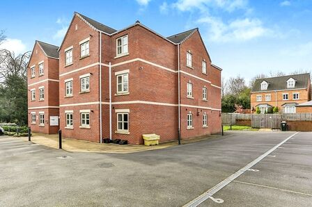 Grange Court, 2 bedroom Flat to rent, &pound;795 pcm