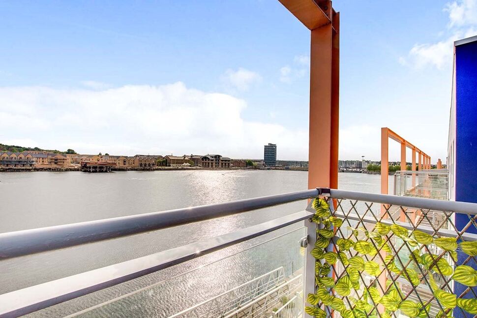 2 bedroom  Flat to rent