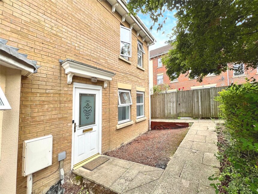 Main image of 3 bedroom End Terrace House to rent, Steven Close, Chatham, Kent, ME4