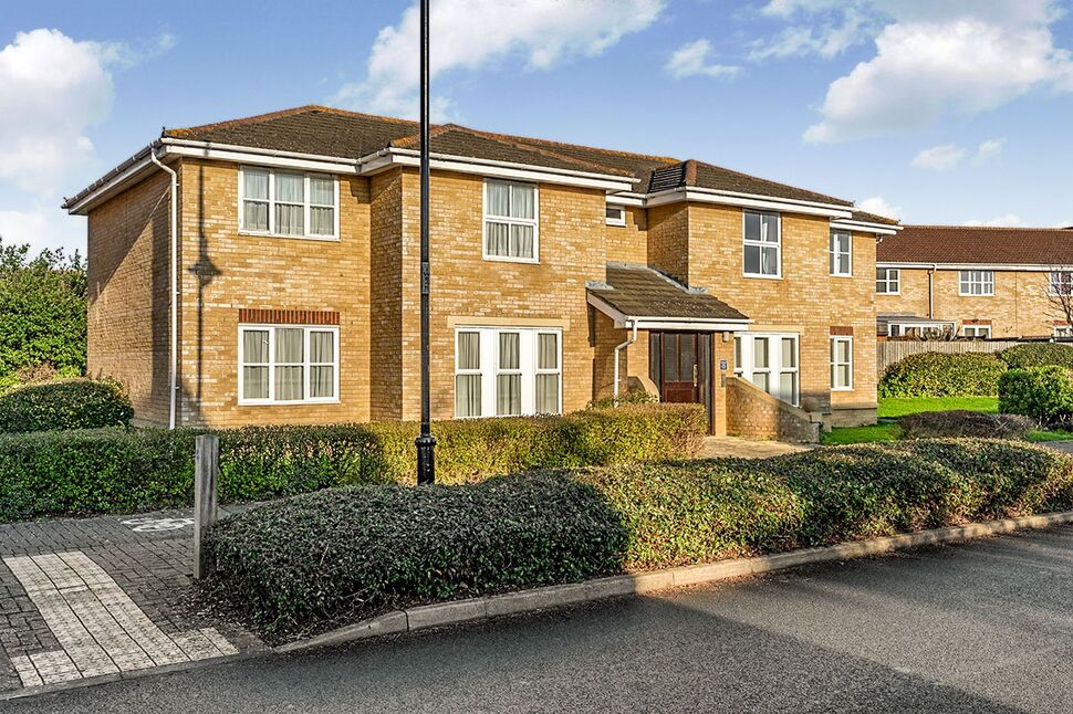 Main image of 2 bedroom Flat to rent, Island Way East, St. Marys Island, Kent, ME4