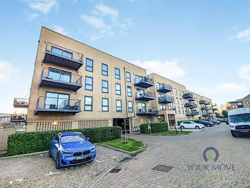Main image of 2 bedroom Flat for sale, Starboard Crescent, Chatham, Kent, ME4