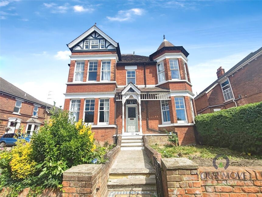 Main image of 5 bedroom Detached House for sale, Maidstone Road, Chatham, Kent, ME4