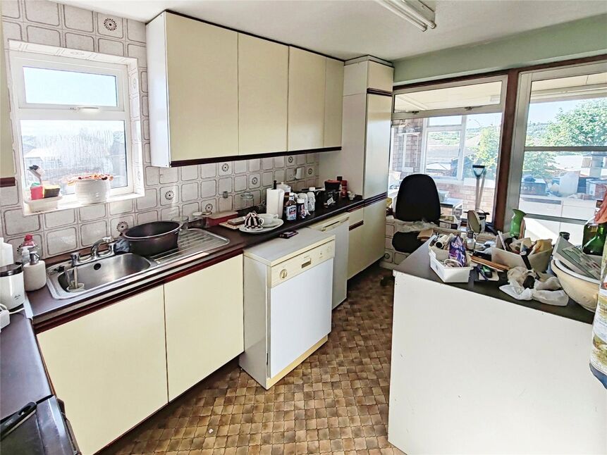 3 bedroom Semi Detached House for sale, Downsview, Chatham, ME5 £230,000