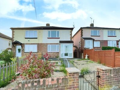 Mill Lane, 2 bedroom Semi Detached House to rent, £1,300 pcm