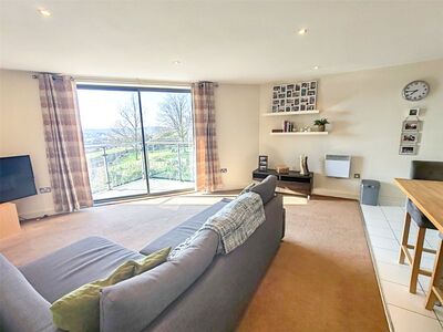 1 bedroom  Flat for sale