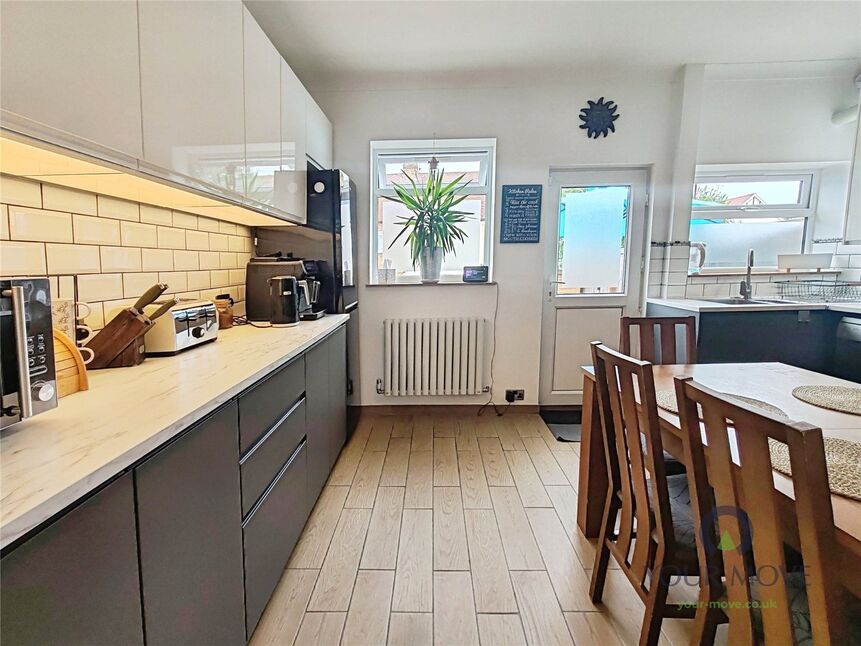 Kitchen / Diner