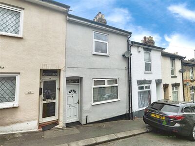 3 bedroom Mid Terrace House for sale