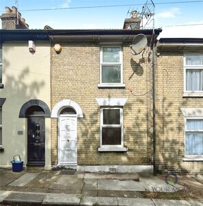 Scotts Terrace, 3 bedroom Mid Terrace House to rent, £1,250 pcm