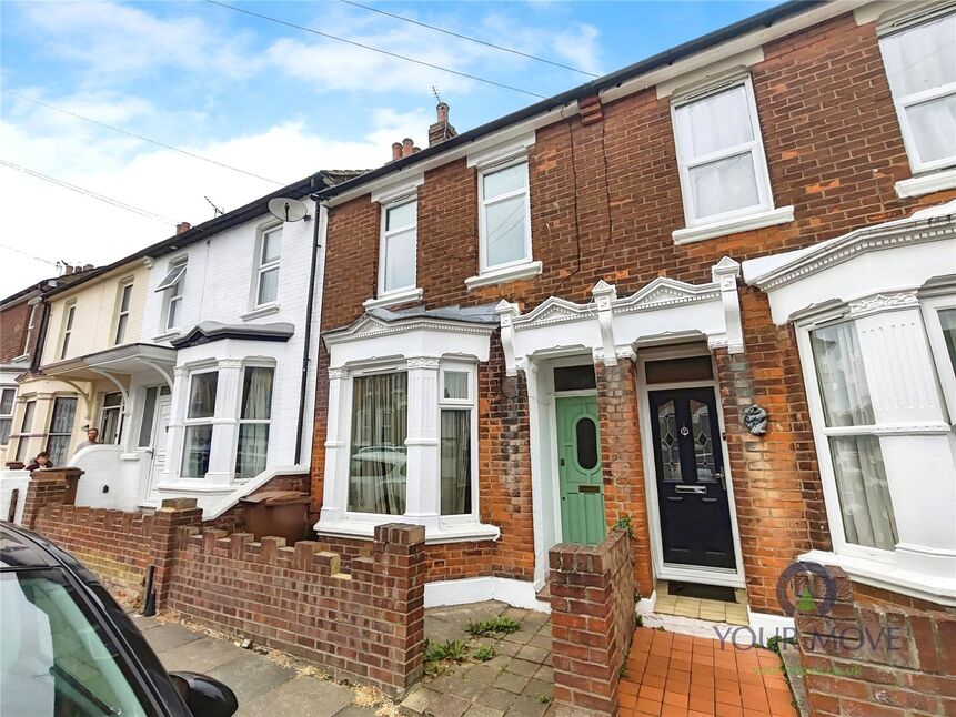 3 bedroom Mid Terrace House for sale