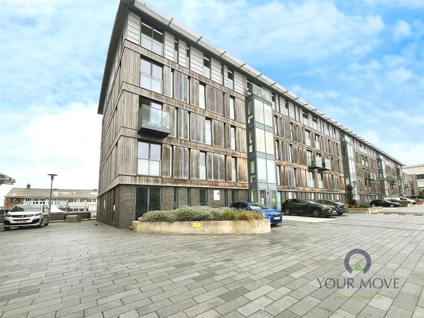 Main image of 2 bedroom  Flat to rent, Dock Head Road, Chatham, Kent, ME4