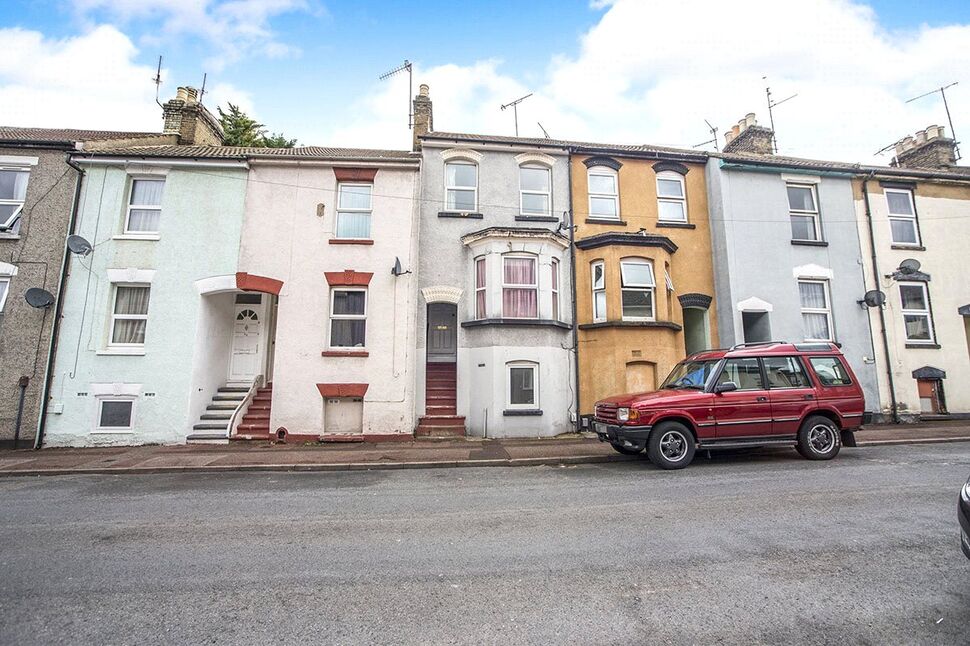 Main image of 2 bedroom Mid Terrace House for sale, Thorold Road, Chatham, Kent, ME5