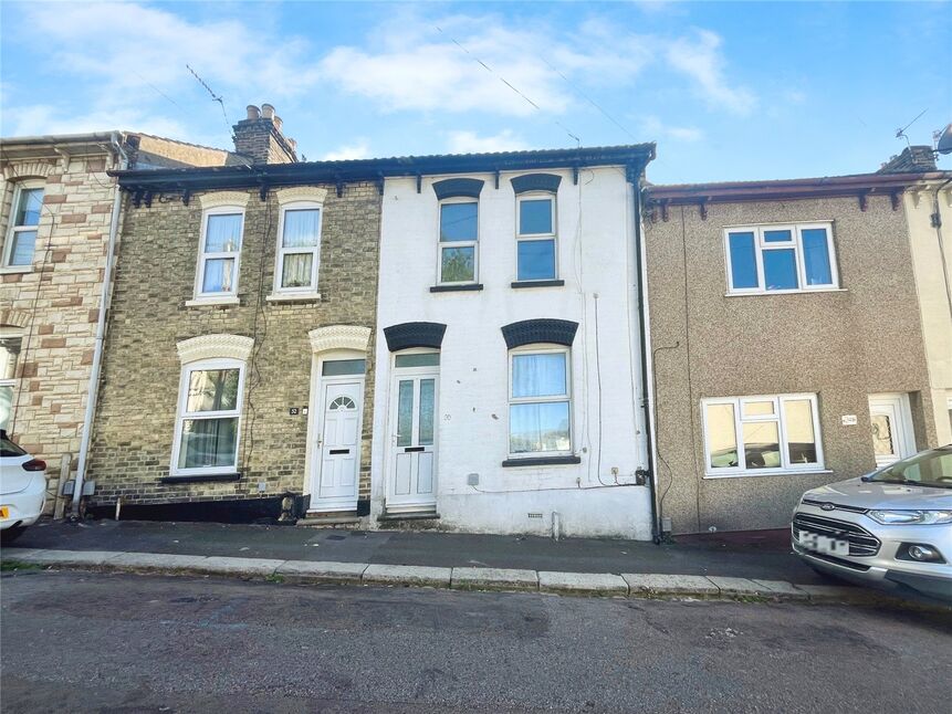 Main image of 2 bedroom Mid Terrace House to rent, Melbourne Road, Chatham, Kent, ME4