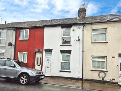 2 bedroom Mid Terrace House for sale