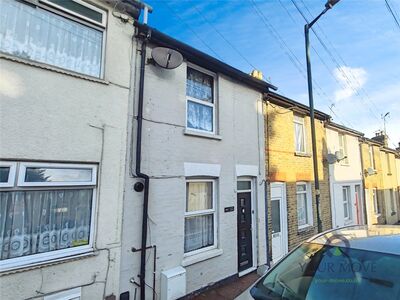 2 bedroom Mid Terrace House for sale