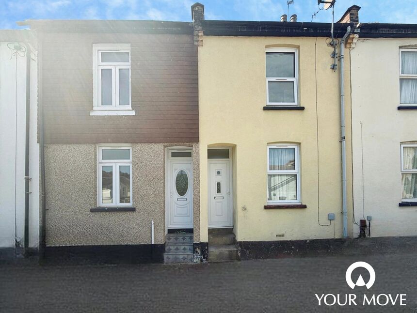 Main image of 3 bedroom Mid Terrace House to rent, Chamberlain Road, Chatham, Kent, ME4