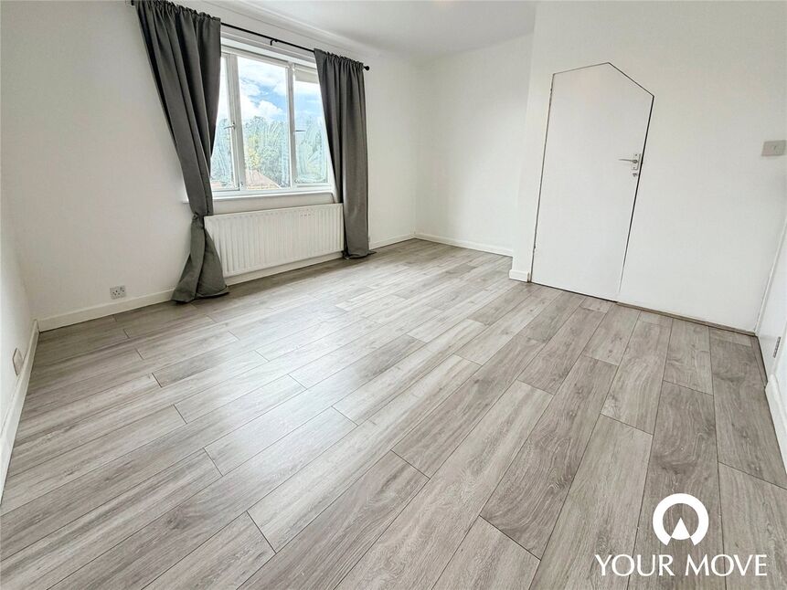 1 bedroom Mid Terrace House to rent
