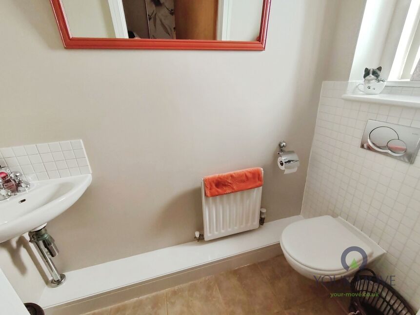 Cloakroom / WC