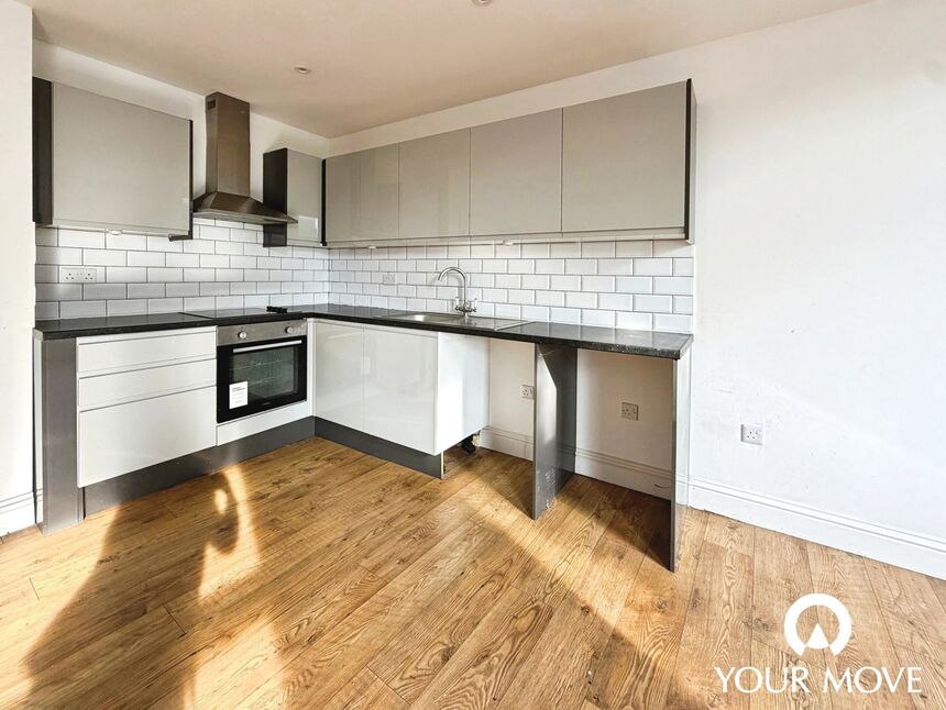 Main image of 1 bedroom Flat to rent, High Street, Chatham, Kent, ME4