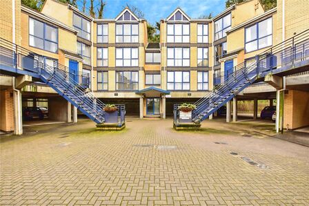 1 bedroom  Flat to rent