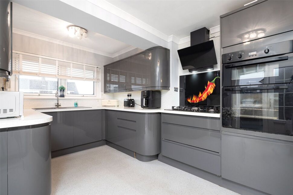 3 bedroom Detached House for sale, Lochearn Crescent, Airdrie, ML6 £