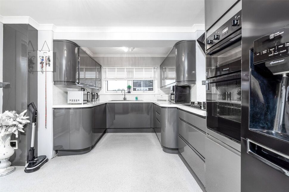 3 bedroom Detached House for sale, Lochearn Crescent, Airdrie, ML6 £