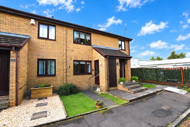 Main image of 2 bedroom Flat to rent, Castle Wynd, Bothwell, South Lanarkshire, G71