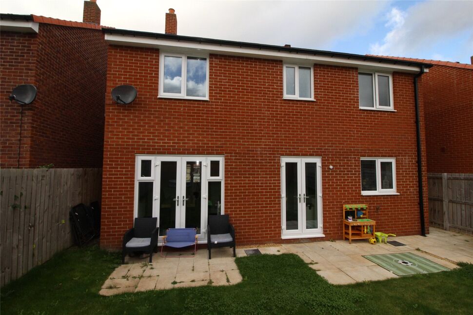 4 bedroom Detached House for sale, Clara View, Crawcrook Ryton, NE40