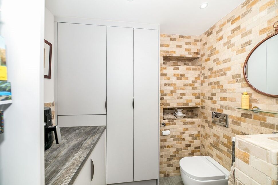 Utility Room WC
