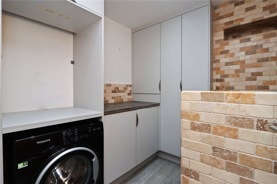 Utility Room WC