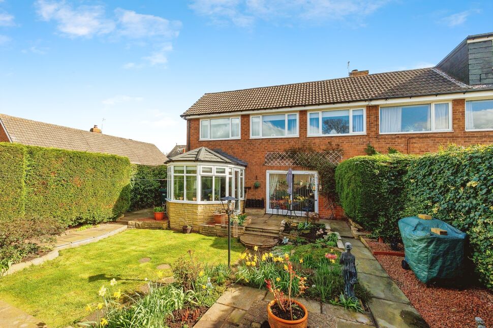 4 bedroom Detached House for sale, Clara View, Crawcrook Ryton, NE40