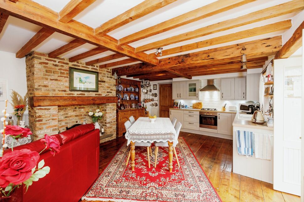Kitchen / Diner / Snug