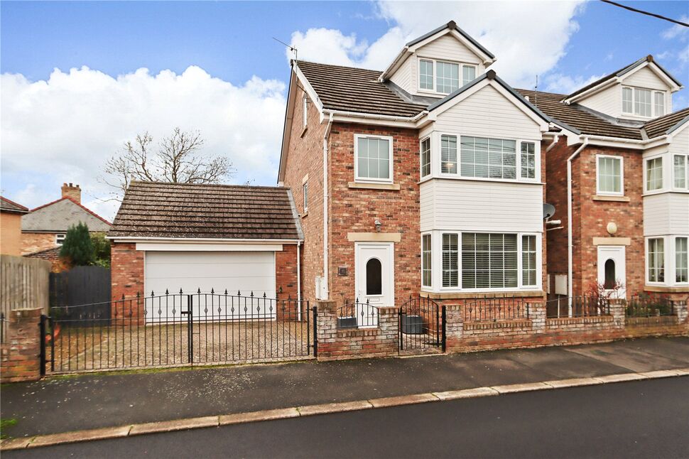5 bedroom Detached House for sale