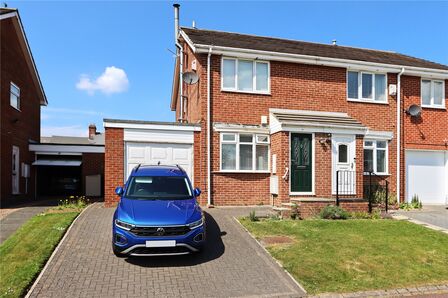 Mollyfair Close, 2 bedroom Semi Detached House for sale, £165,000