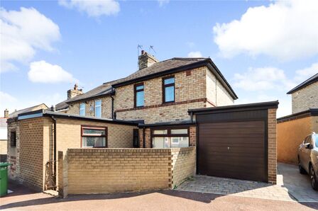 3 bedroom End Terrace House for sale