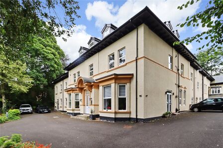 2 bedroom  Flat for sale