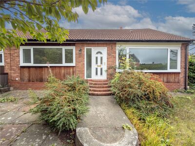 2 bedroom Semi Detached Bungalow for sale
