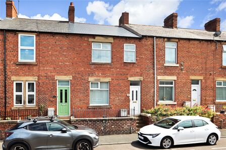 3 bedroom Mid Terrace House for sale