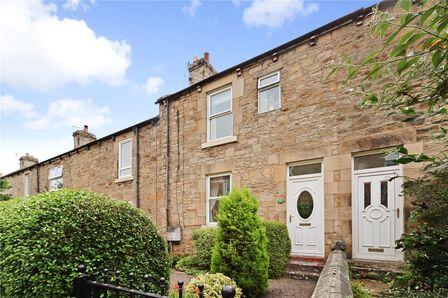3 bedroom Mid Terrace House for sale