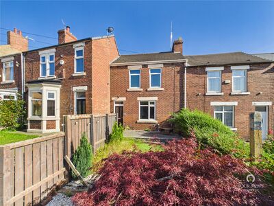 3 bedroom Mid Terrace House for sale