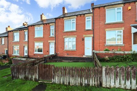 3 bedroom Mid Terrace House for sale