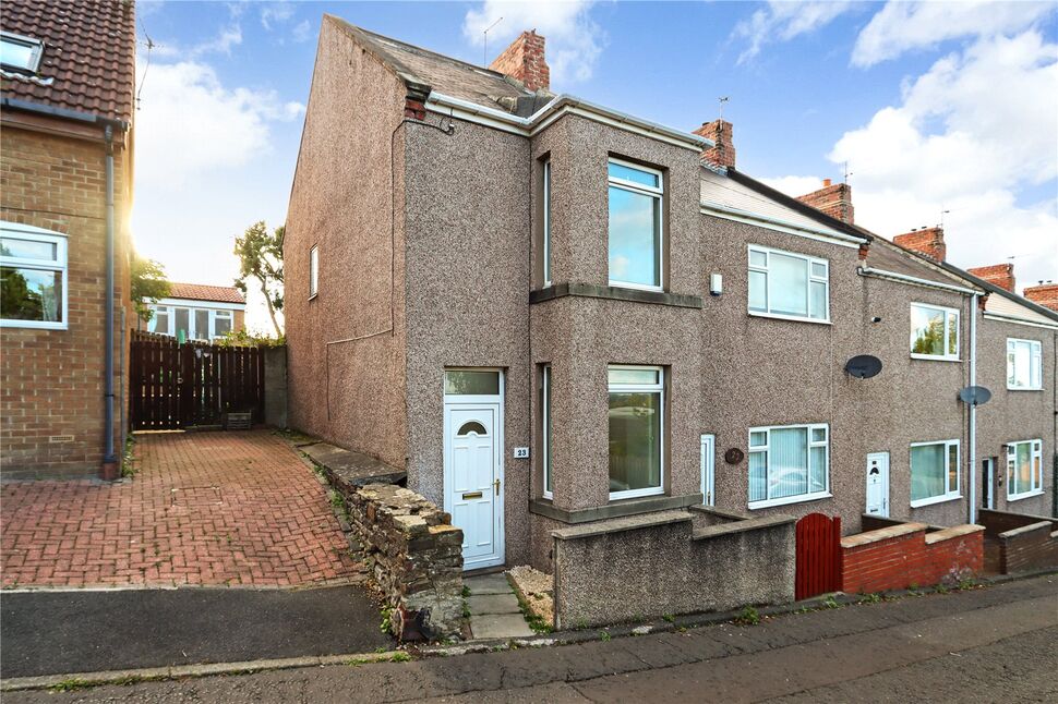 Main image of 1 bedroom End Terrace House for sale, Oakfield Terrace, Prudhoe, Northumberland, NE42
