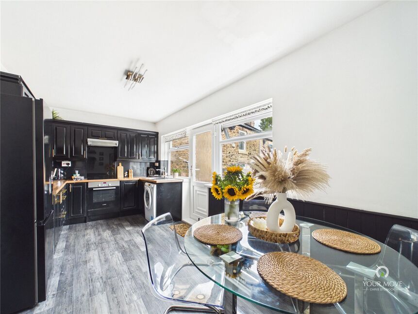 2 bedroom End Terrace House for sale