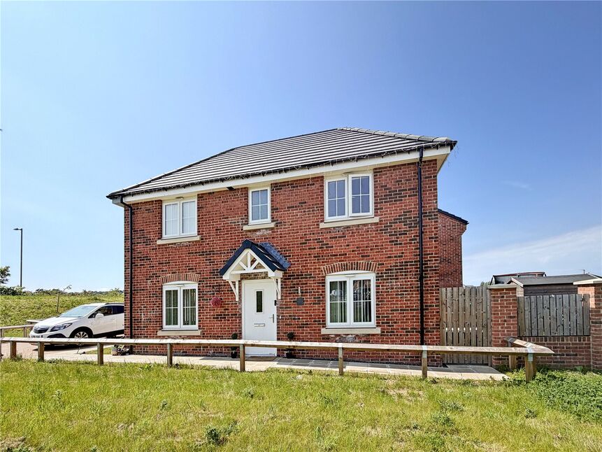 Main image of 3 bedroom Detached House for sale, Fieldfare Avenue, Ryton, Tyne and Wear, NE40