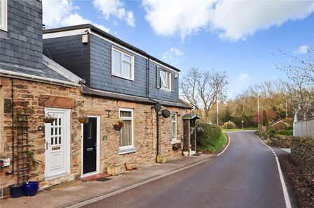 Folly Yard, 2 bedroom Mid Terrace House for sale, &pound;240,000
