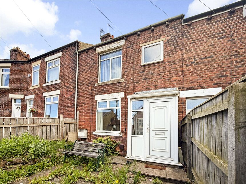 3 bedroom Mid Terrace House for sale