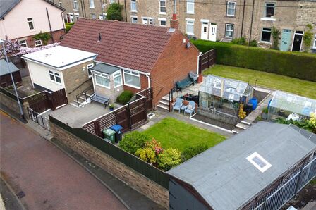 Croft Villas, 3 bedroom Detached Bungalow for sale, &pound;250,000