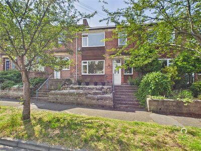 3 bedroom Mid Terrace House for sale
