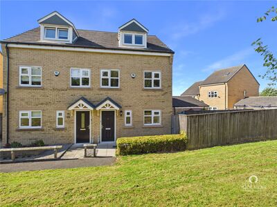Pattinson Drive, 3 bedroom Semi Detached House to rent, &pound;1,000 pcm