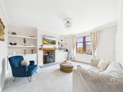 2 bedroom End Terrace House for sale